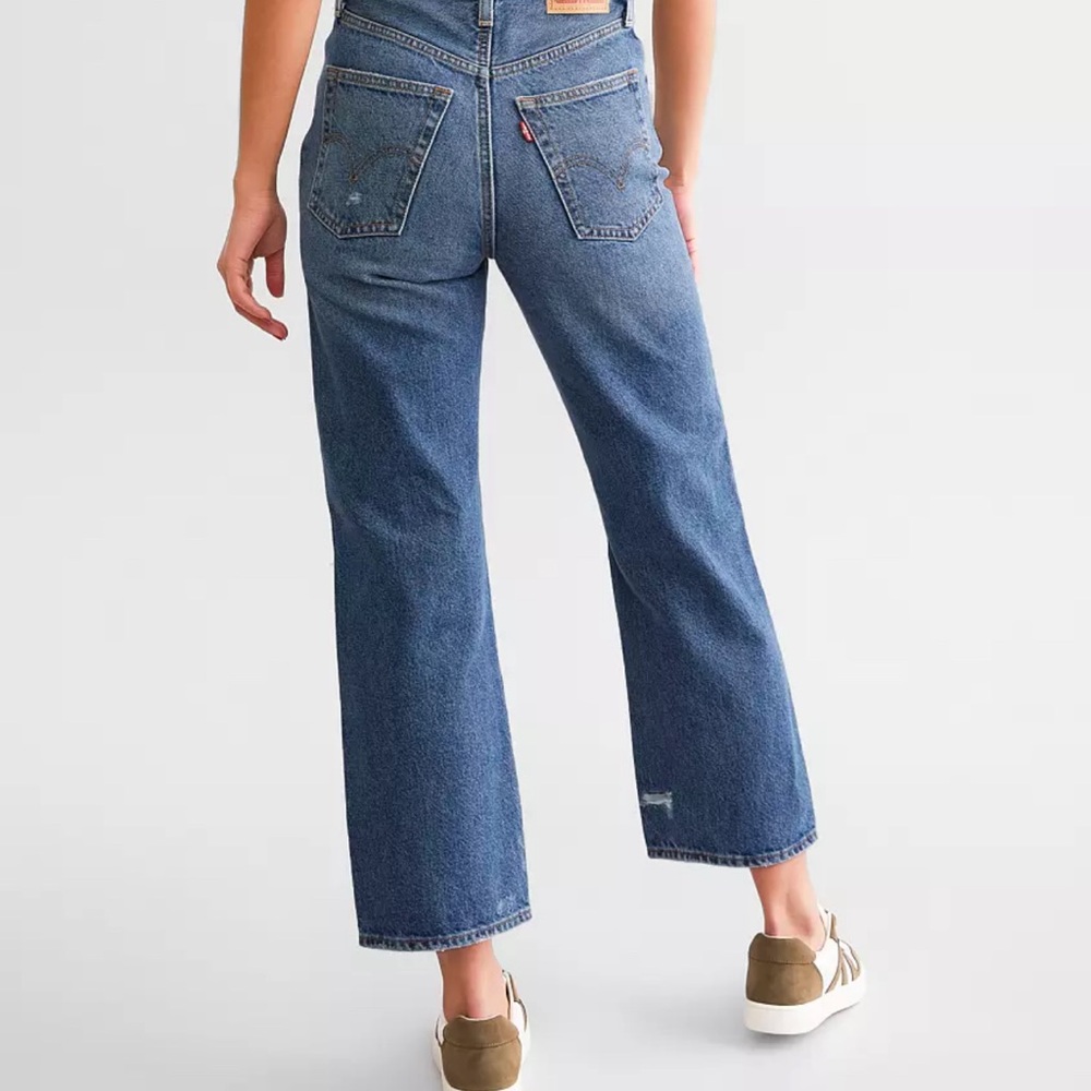 Levi’s Ribcage Ankle High Rise Straight Distressed Jeans - Picture 2 of 8